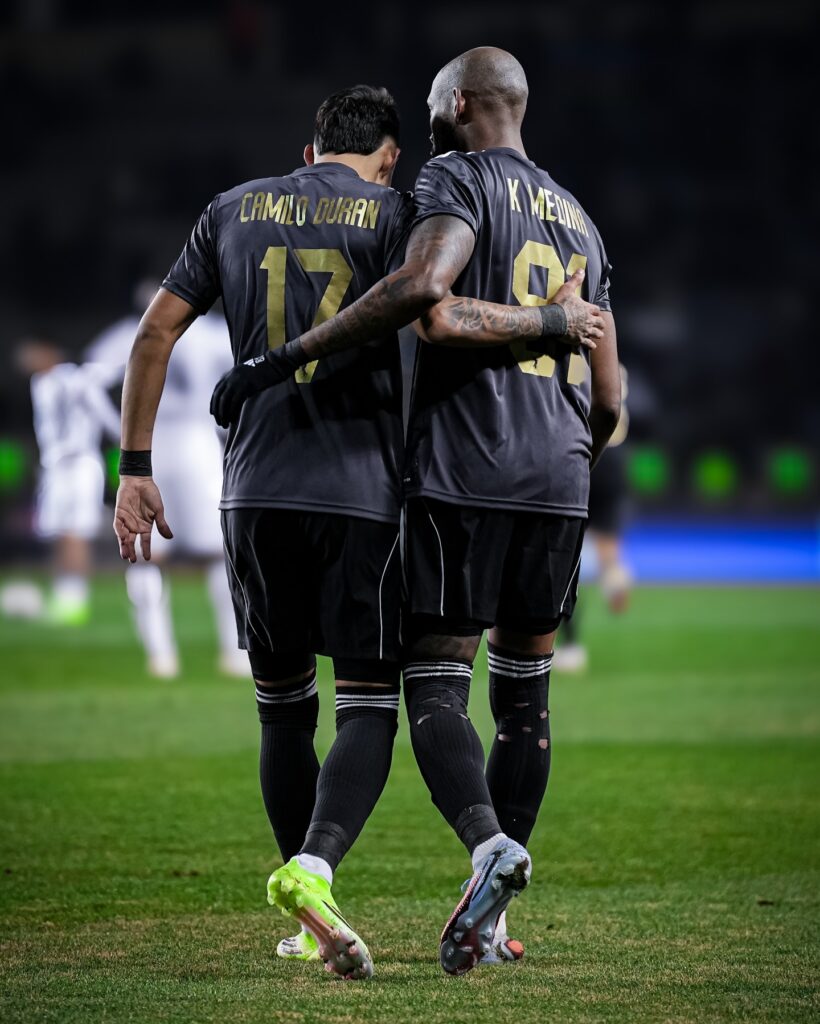 Qarabağ 3 - 2 Ayntraxt oyununda Kamilo Duran və Kevin Medina